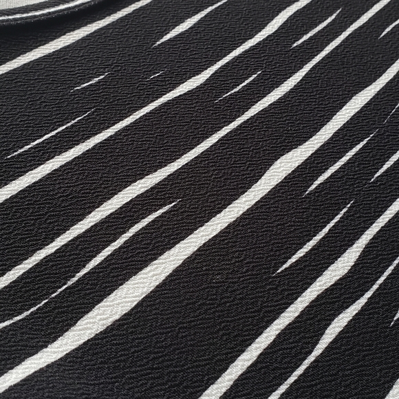 SOLD Lularoe Nicole Dress - Picture 3 of 4